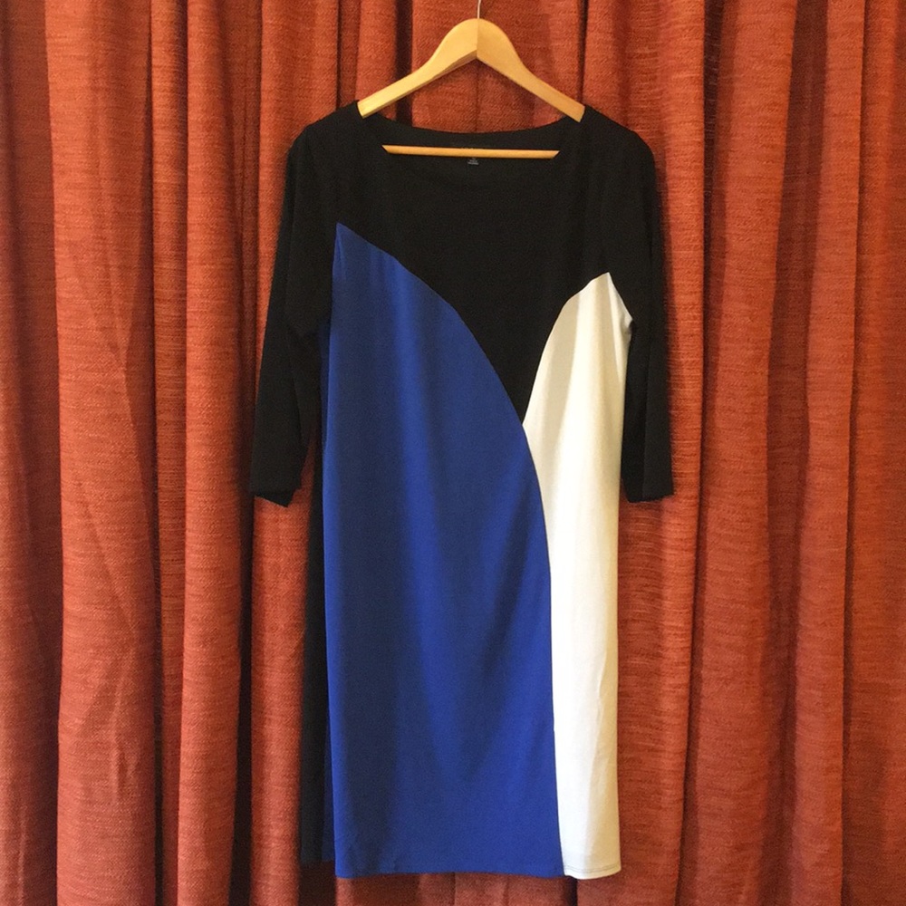 Wide neck color block dress [dress only*]